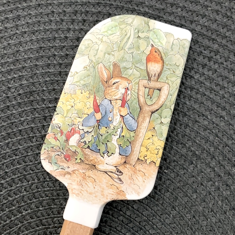 New Williams Sonoma Peter Rabbit Spatula